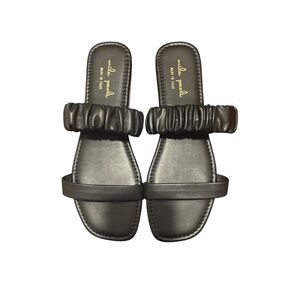 Mila Paoli 2 Band Silde Sandals in Black